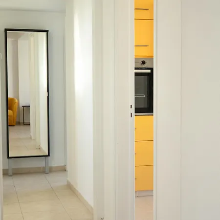 Maestro Sunrise View *